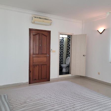 فندق Yana House بنوم بنه المظهر الخارجي الصورة