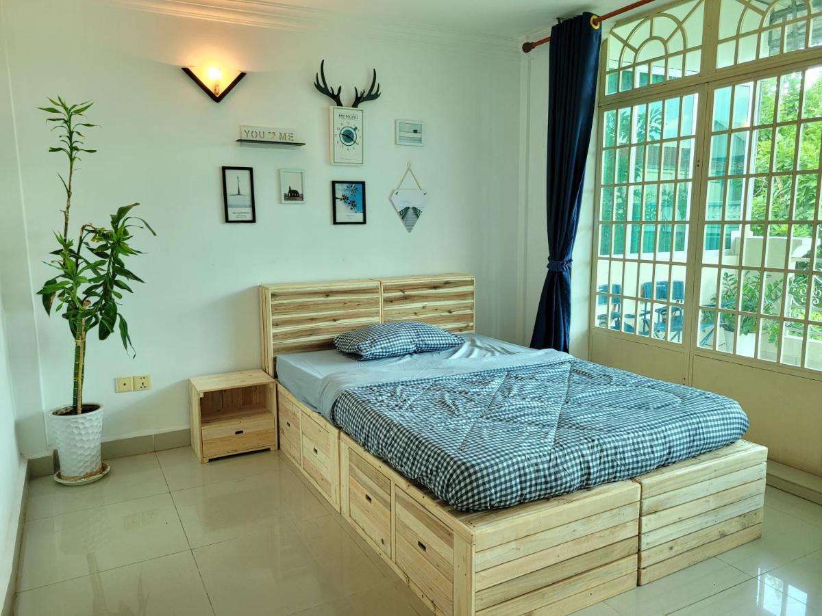 فندق Yana House بنوم بنه المظهر الخارجي الصورة