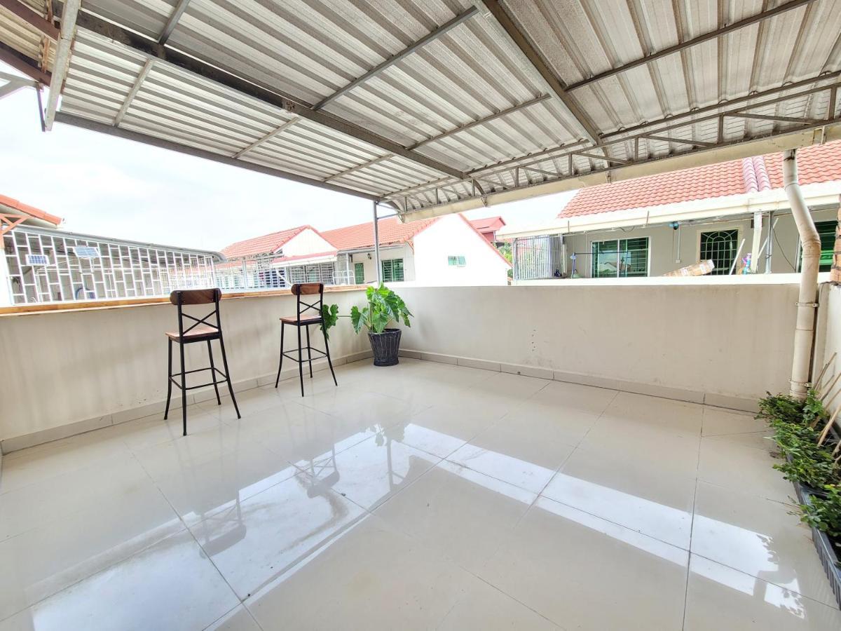 فندق Yana House بنوم بنه المظهر الخارجي الصورة